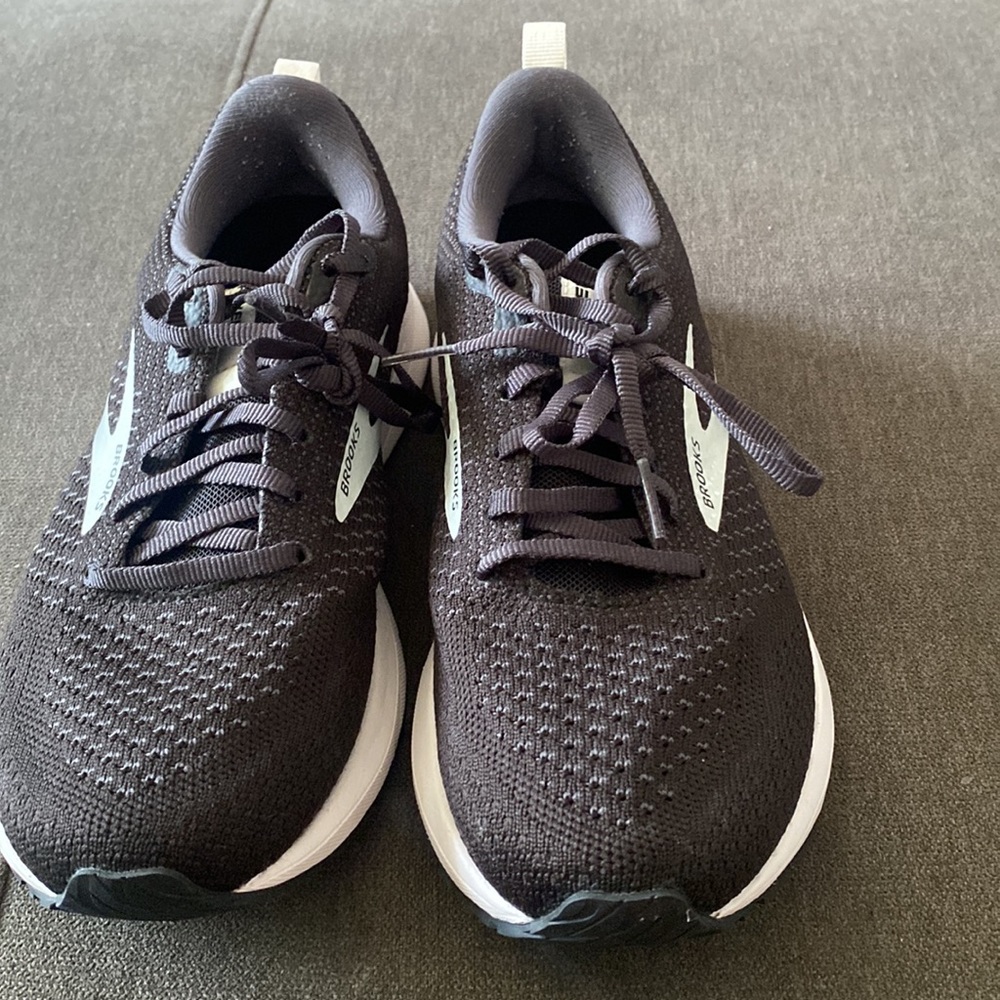 - Brooks Shoes - image 2